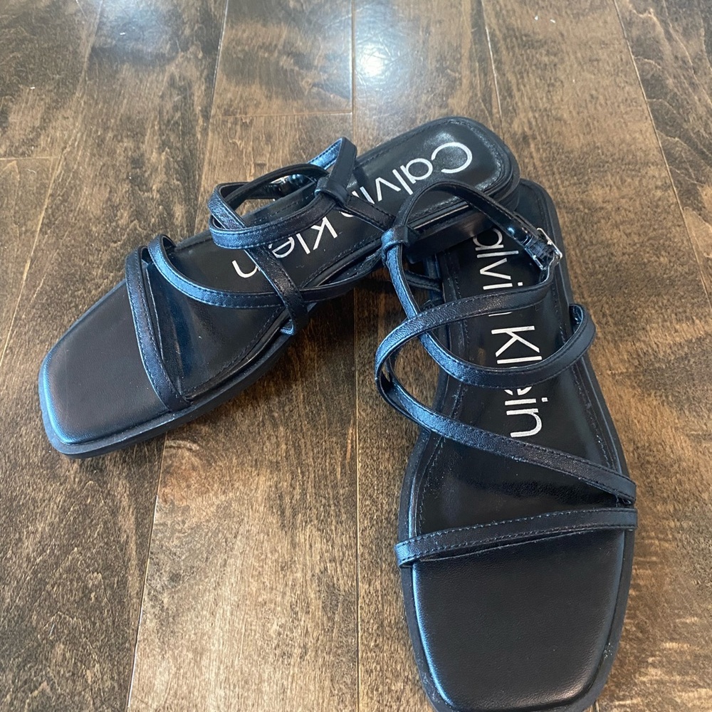 CALVIN KLEIN LEATHER Sandals Size 6 Black